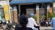 Người đàn ông bị trục máy dệt cuốn tử vong