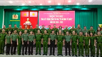 Đẩy mạnh nghiên cứu khoa học, gắn lý luận với thực tiễn giáo dục, đào tạo