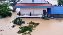 Đảm bảo an toàn các tuyến đê, ứng phó lũ đặc biệt lớn