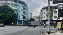 Cẩn trọng khi đi qua các giao lộ không đèn tín hiệu giao thông