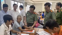 Siêu phường tiếp nhận, xử lý hơn 3.000 hồ sơ trong 4 ngày