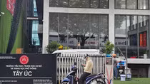 Hơn chục nghìn học sinh lớp 9 khó vào trường công mỗi năm (bài 2)
