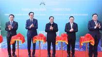 Khai mạc triển lãm ảnh "Hành trình 30 năm Việt Nam tham gia ASEAN"
