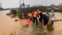 Mưa lớn kéo dài gây sạt lở núi ở xã Cẩm Trung và tràn mương Sông Rác tại xã Kỳ Anh