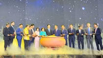 Chương trình nghệ thuật "Đêm Việt Nam” với chủ đề “Dòng chảy tinh hoa”