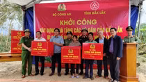 Bộ Công an khởi công xây dựng nhà hỗ trợ người dân Đắk Lắk