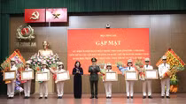 Xây dựng đội ngũ cán bộ y tế trong CAND “sâu y lý, giàu y đức, giỏi y thuật”, phẩm chất đạo đức nghề nghiệp trong sáng