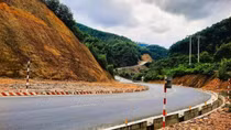 Xóa hàng chục “điểm đen” trên tuyến đường ngang huyết mạch thuộc hành lang kinh tế Đông – Tây