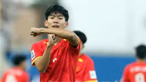 Khập khiễng giải trẻ cho cầu thủ Việt Nam