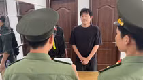 Chuyển giao hai đối tượng bị truy nã quốc tế cho Cảnh sát Hàn Quốc