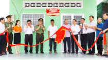 Mái ấm của tình dân tộc, nghĩa đồng bào