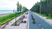 Công an phường Trường Long Hòa giữ vững ANTT, góp phần phát triển kinh tế ven biển