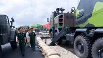 Nhiều khí tài công nghệ cao được Viettel trình diễn tại triển lãm lớn nhất từ trước tới nay