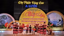 Gặp lại ở chợ phiên