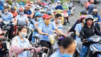 Người lao động loay hoay ở phân khúc lương thấp