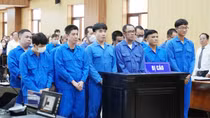 Nhiều cán bộ môi giới, nhận hối lộ để biến hóa đất công