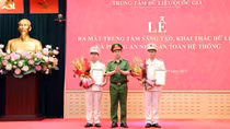 Ra mắt Trung tâm sáng tạo, khai thác dữ liệu và Phòng an ninh, an toàn hệ thống