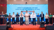 Gần 70.000 hộp sữa tặng trẻ em khó khăn, khởi đầu “tháng của trẻ em”