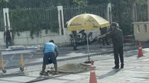 Nữ nhân viên đường sắt bị xe tải đâm tử nạn khi đang làm việc