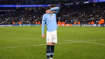 Man City đang trở thành CLB nổi tiếng vì... "sự sụp đổ"