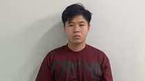 Nam thanh niên bị bắt quả tang khi chế tạo súng để bán kiếm lời