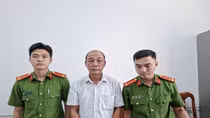 Bắt tạm giam đối tượng đưa thông tin gian dối, chiếm đoạt trên 3 tỷ đồng