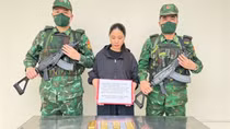 Tăng cường sử dụng thiết bị máy soi để chặn vàng lậu từ cửa khẩu