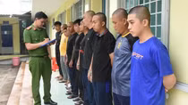 Chủ quán phở bị khởi tố vì tổ chức đốt pháo tại tiệc sinh nhật