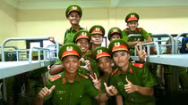 Những khoảnh khắc đầu tiên của các chiến sĩ Cảnh sát cơ động miền Nam tại Thủ đô