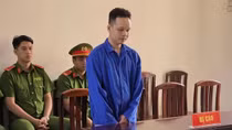 Lĩnh 9 năm tù vì gây thương tích cho vợ hờ và 3 người nhà