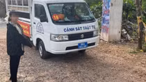 Xôn xao dư luận việc nhóm thiếu nữ tấn công bạn cùng giới bằng công cụ phát tia điện
