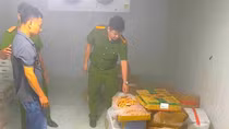 Hàng tấn thịt, nội tạng không rõ nguồn gốc bị phát hiện trước khi đưa vào quán nhậu