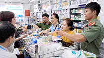 "Lỗ hổng" phía sau việc phát hiện, xử lý hàng chục cơ sở dược - mỹ phẩm vi phạm