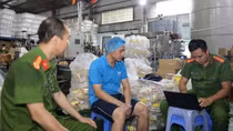 Hiểm họa từ dầu ăn “bẩn”