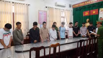 Chủ quán karaoke, 2 nhân viên và 16 khách xơi “tiệc ma tuý” bị khởi tố