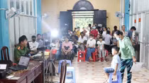 Mời làm việc đối tượng dùng vé số đổi lượt thứ tự làm căn cước