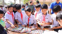Đoàn thanh niên Công an Bình Dương với chương trình Tháng ba biên giới
