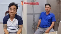 Vận chuyển 2,4kg “hàng đá” từ TP Hồ Chí Minh về Cà Mau tiêu thụ thì bị bắt