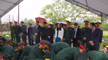 Truy điệu, an táng 8 hài cốt liệt sĩ tại Quảng Trị