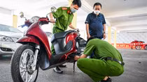 Người dân đăng ký, cấp biển số xe ở Hà Nội như thế nào?