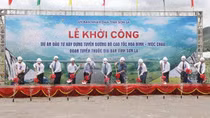 Khởi công xây dựng tuyến đường bộ cao tốc Hòa Bình – Mộc Châu