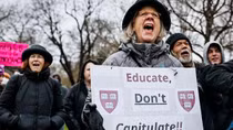 Nhà Trắng cắt hơn 2 tỷ USD tài trợ cho Đại học Harvard