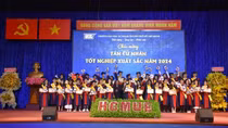 Sinh viên sư phạm bất ngờ nhận được tiền hỗ trợ