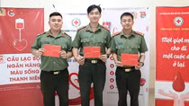 3 chiến sĩ Công an hiến máu cứu cụ ông qua cơn nguy kịch