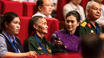 Có những người không ai nhớ mặt, đặt tên, nhưng họ đã làm nên "Đất nước"!