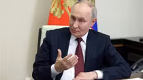 Tổng thống Putin: Mỹ và Nga có thể giảm 50% chi tiêu quân sự
