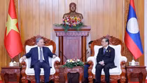 Tổng Bí thư Tô Lâm thăm, chúc sức khỏe các đồng chí nguyên lãnh đạo Lào