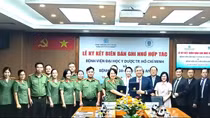 Đẩy mạnh hợp tác chuyên môn y tế, chăm sóc tốt sức khỏe CBCS và người dân