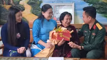 Còn sống là còn tiếp tục học tập theo tấm gương của Người