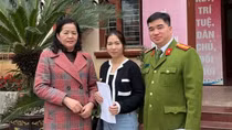 Người dân nhận lại 490 triệu đồng chuyển khoản nhầm nhờ sự hỗ trợ của Công an